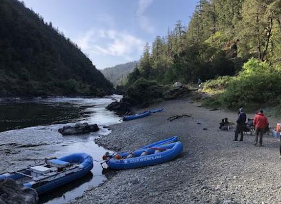 oregon/wasco-county/attraction/river-drifters-deschutes-river-rafting
