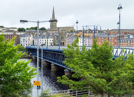 united-kingdom/derry/landmark/craigavon-bridge
