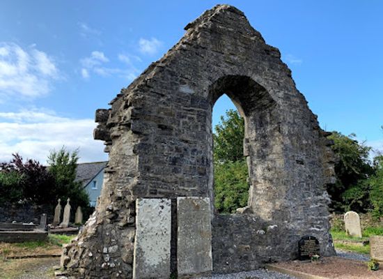 ireland/county-donegal/attraction/abbey-graveyard