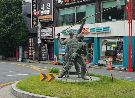 south-korea/jeonju/attraction/jeonju-cinema-street