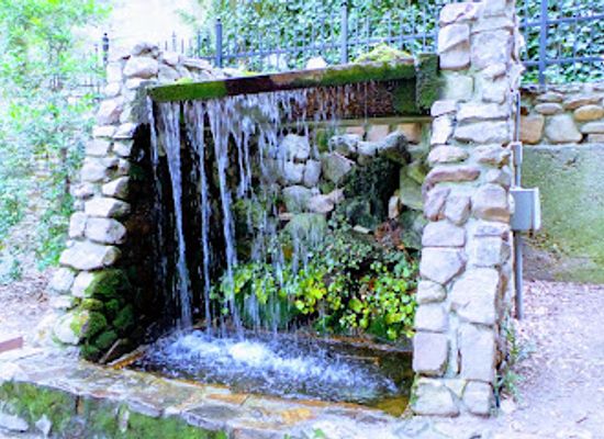 arkansas/hot-springs/attraction/kenneth-adair-memorial-park