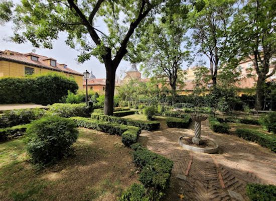 spain/madrid/la-latina/attraction/garden-of-the-prince-of-anglona