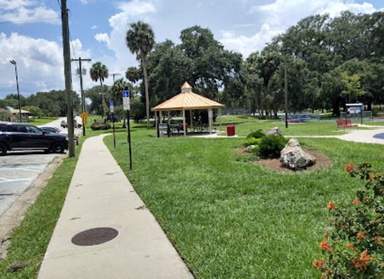 florida/ocala/attraction/tuscawilla-playground