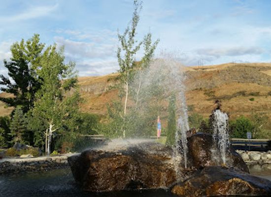 idaho/lewiston/attraction/clearwater-river-casino-lodge