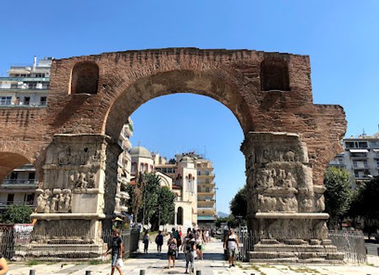 greece/thessaloniki/aristotelous-square/attraction/arch-of-galerius