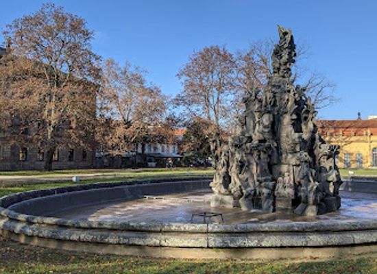 germany/franconia/attraction/schlossgarten-erlangen