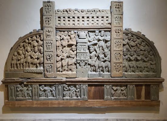 pakistan/gandhara/attraction/peshawar-museum