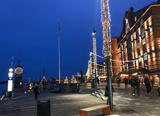 norway/akershus/attraction/aker-brygge-clock-tower