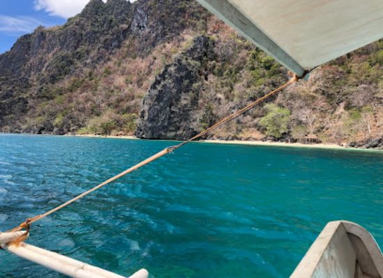 philippines/coron/attraction/twin-beach