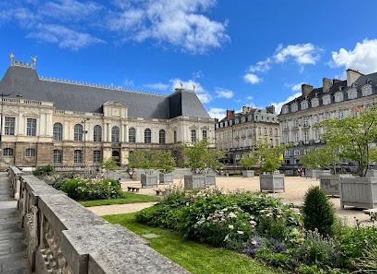 france/rennes/attraction/parlement-de-bretagne
