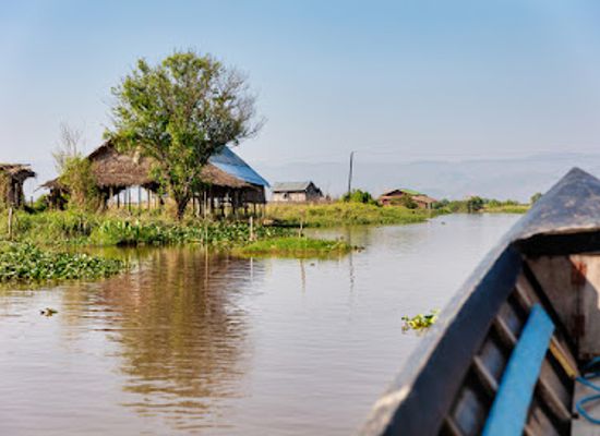 myanmar-burma/inle-lake/attraction/shwe-inn-dein-pagoda