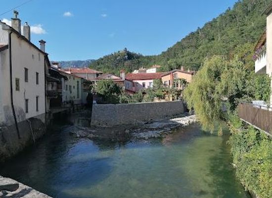 slovenia/coastal-karst/attraction/vipava-river-spring