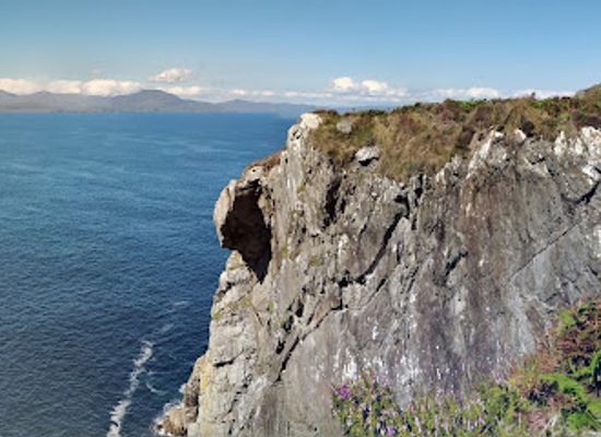 ireland/mizen-head/attraction/sheephead-cliffs