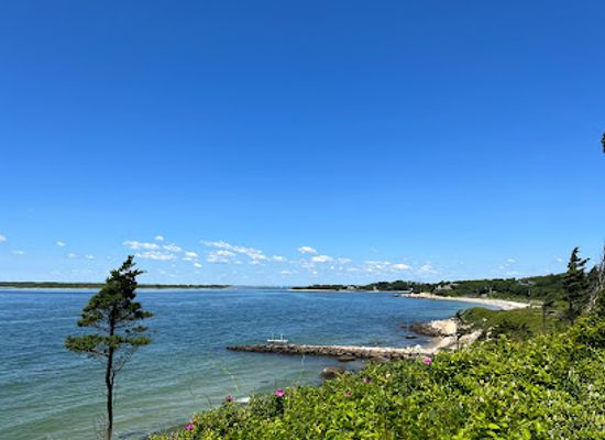 massachusetts/cape-cod/attraction/nobska-lighthouse