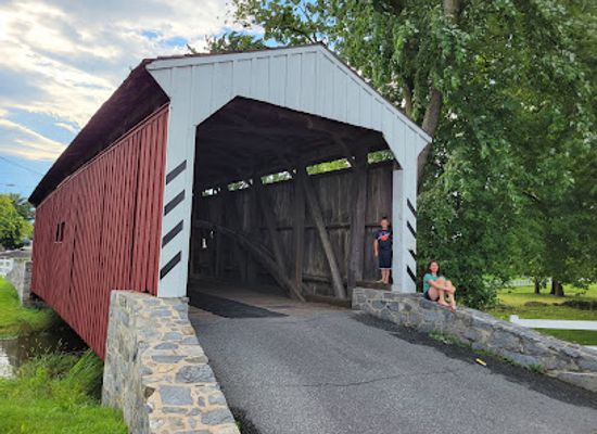 pennsylvania/amish-country/attraction/the-willows-covered-bridge