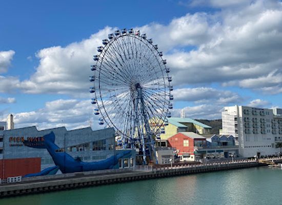 japan/fukuoka/attraction/marinoa-city-skywheel-ferris-wheel