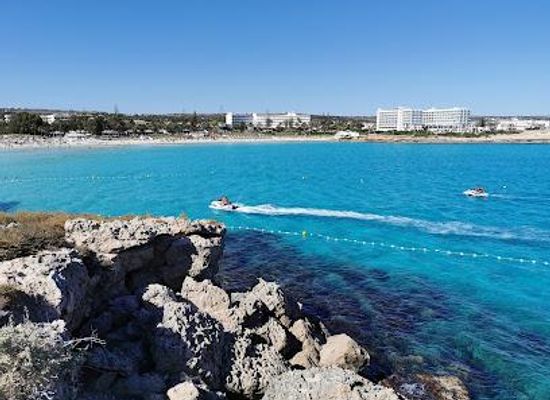 cyprus/ayia-napa/attraction/nissi-island