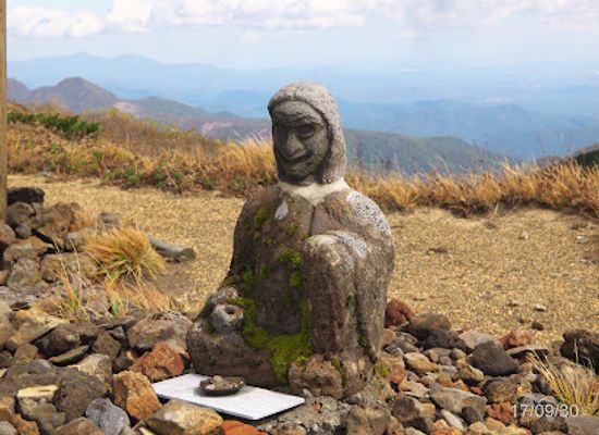 japan/dewa/attraction/ubagami