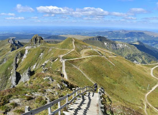 france/auvergne-volcanoes/attraction/puy-de-sancy