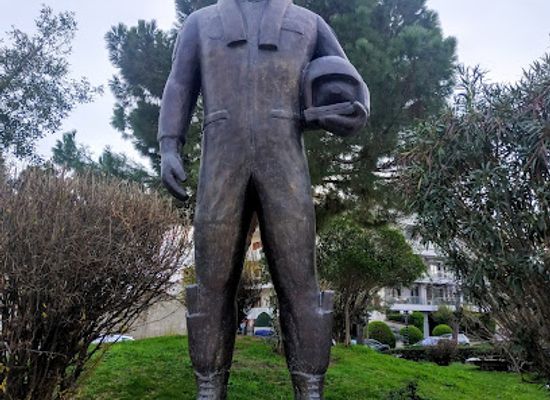 greece/katerini/attraction/mnimeio-athanasiou-mpatsara