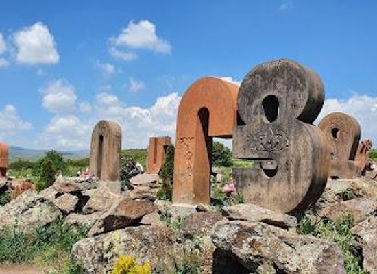 armenia/aragatsotn/attraction/armenian-alphabet-monument