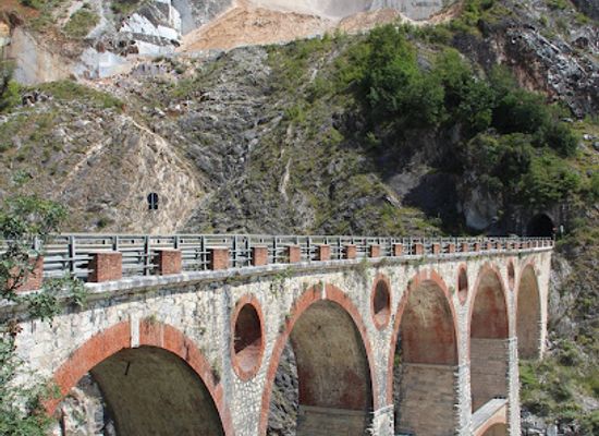 italy/lunigiana/attraction/cava-museo-fantiscritti
