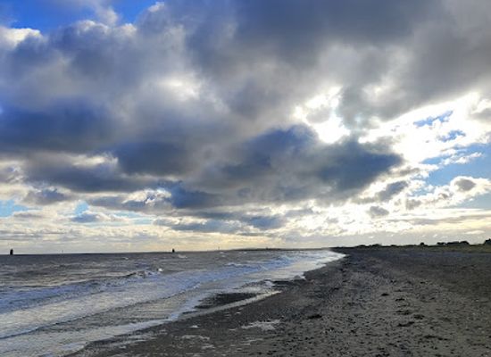 ireland/county-louth/attraction/baltray-beach