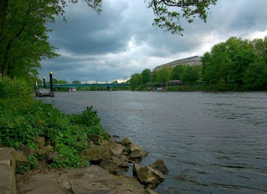germany/ruhr/attraction/city-harbor-mulheim-ruhrbania