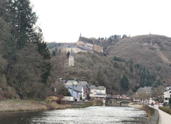 luxembourg/vianden/attraction/promenade-de-l-our