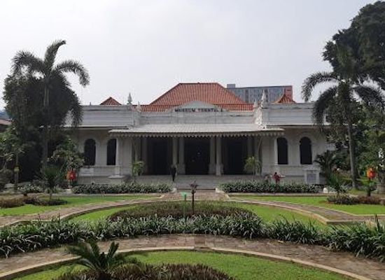 indonesia/jakarta/attraction/museum-of-textile