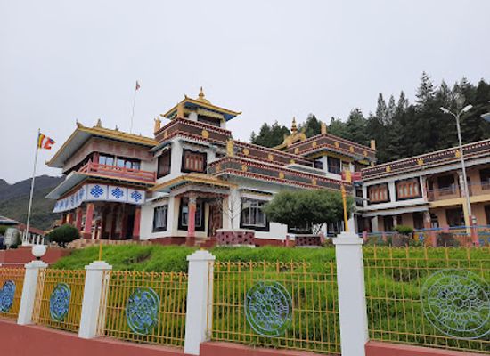 india/tawang/attraction/bomdila-buddhist-monastery-bomdila-west-kameng-district-arunachal-pradesh-india