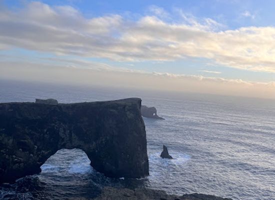 iceland/southern-region/attraction/pantai-reynisfjara