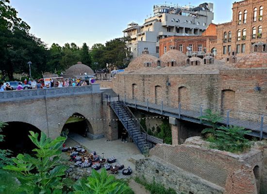 georgia/kvemo-kartli/attraction/waterfall-square