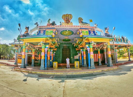 sri-lanka/kilinochchi-district/attraction/nainativu-nagapooshani-amman-kovil