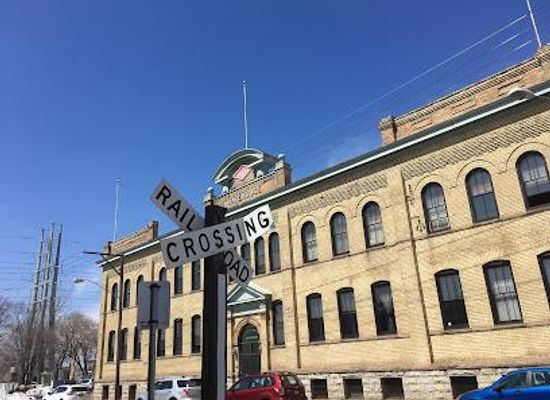 minnesota/twin-cities-metropolitan-area/attraction/grain-belt-bottling-house