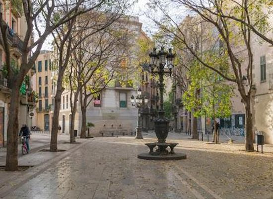 spain/barcelona/attraction/placa-sant-agusti-vell