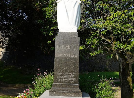 belgium/arlon/attraction/statue-de-la-reine-elisabeth-de-belgique