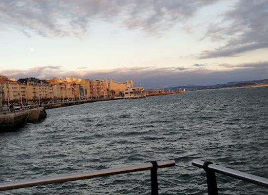 spain/cantabria/attraction/bahia-de-santander