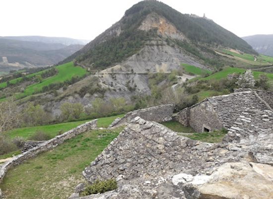 france/tarn-gorges/attraction/caves-d-entre-deux-monts