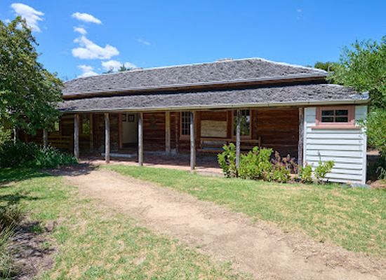 australia/mornington-peninsula/attraction/mccrae-homestead