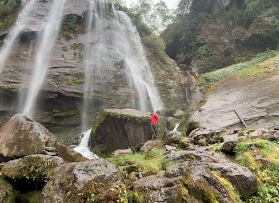 nepal/mechi-zone/attraction/muwa-waterfalls