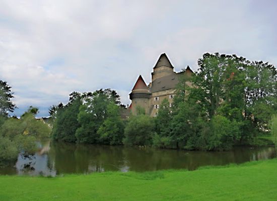 austria/waldviertel/attraction/burg-heidenreichstein