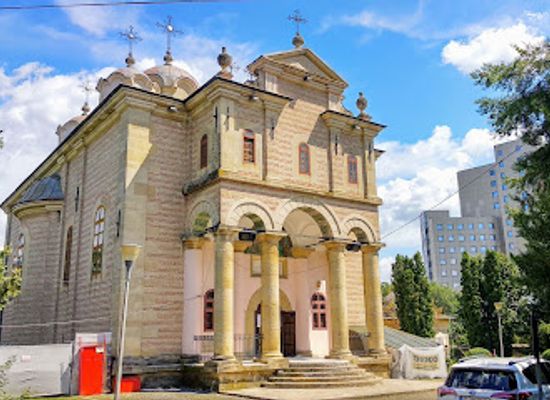 romania/iasi/attraction/saint-peter-and-paul-monastery