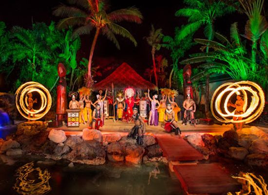 guam/cocos-island/attraction/fish-eye-island-cultural-dinner-show