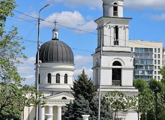 moldova/orhei/attraction/cathedral-park