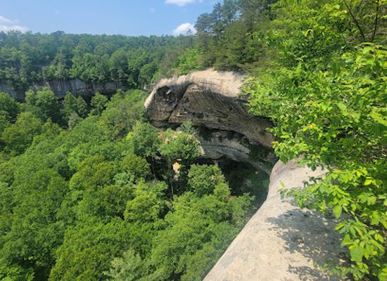 kentucky/appalachian-plateau/attraction/indian-staircase-trailhead
