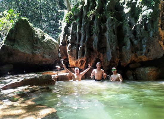 india/meghalaya/attraction/khlieh-kshaid-kynrem