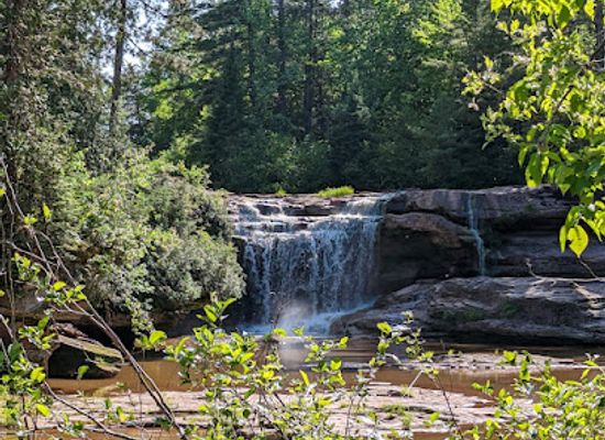 michigan/upper-peninsula/attraction/o-kun-de-kun-falls