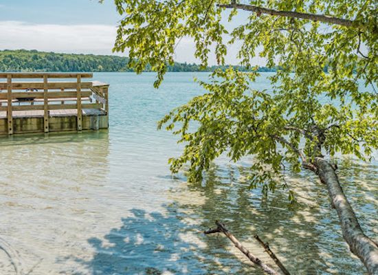 michigan/sleeping-bear-dunes-national-lakeshore/attraction/deyoung-natural-area