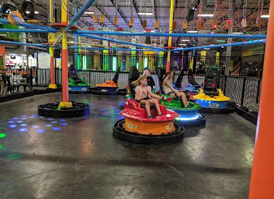 oklahoma/moore/attraction/urban-air-trampoline-and-adventure-park